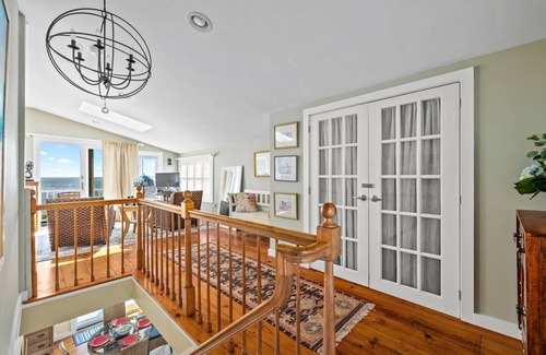 Breakwater Village House | Gorgeous Sunsets, Beach Views & Ocean Views from this Immaculate Property