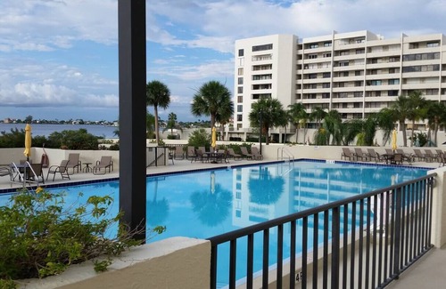 Hudson Condo | GORGEOUS SUNSETS On The Gulf Of Mexico
