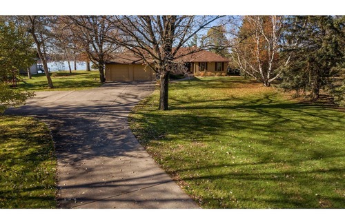 Crosslake House | Gorgeous sunsets, walk/bike to town, beautiful beach