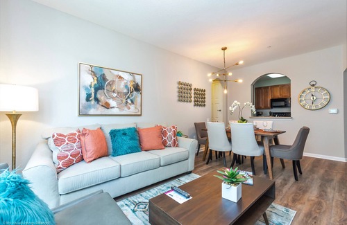 Florida Central Atlantic Coast Apartment | Gorgeous Vista Cay Condo, Next to Resort Clubhouse