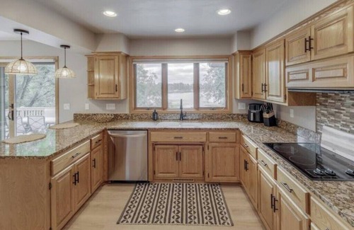 Breezy Point House | Gorgeous Waterfront Retreat