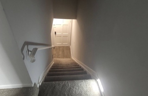 Atlanta House | gorgrous townhome in highly sought after area of Sandy Springs