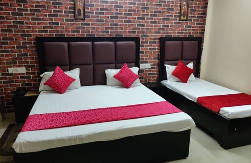 Charbagh Hotel | Goroomgo Alfa Lucknow