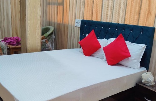 Uttarkashi Hotel | Goroomgo Ganga Sagar Uttarkashi
