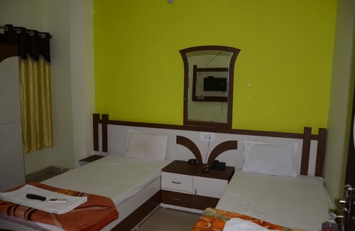 Vidisha Hotel | Goroomgo Hotel Rajawat Madhya Pradesh