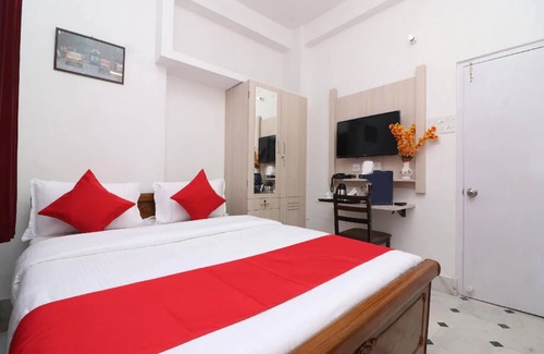 Kolkata Hotel | Goroomgo Manurama Ruby Kolkata