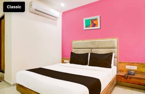 Vadodara Hotel | Goroomgo Riddhi Residency Varodra