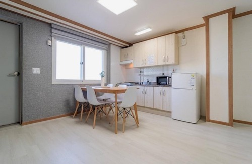 Sokcho House | Goseong Ayajin Beach Pension