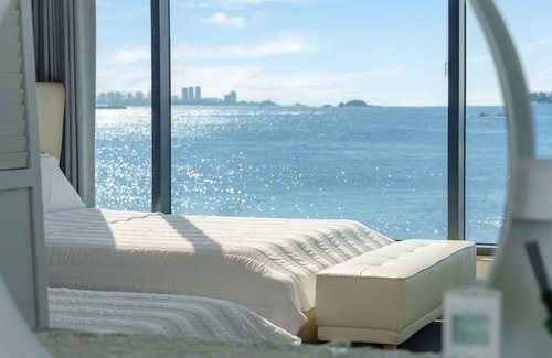 Sokcho House | Goseong Panorama Ocean View Poolvilla