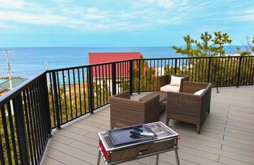 Sumoto Villa | Goshikihama Villa