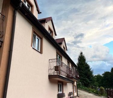 Myczkowce House | Gospodarstwo Agroturystyczne Na Górce pokój 8