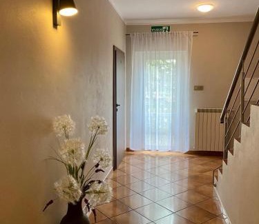 Blonie House | Gospodarstwo Agroturystyczne JAGODA