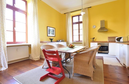 Satow Apartment | Gotisches Appartement in Satow mit Garten