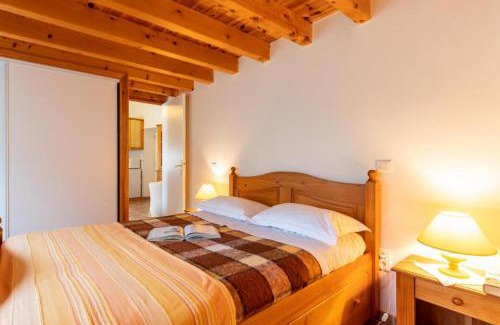 Saint-Quentin-sur-Sauxillanges House | Goulapie, Village de gîtes