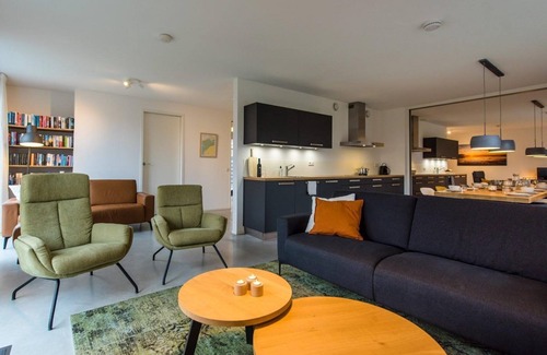 Municipality of Ameland House | Goud- and Zilverplevier together form one luxury home for 16 people.