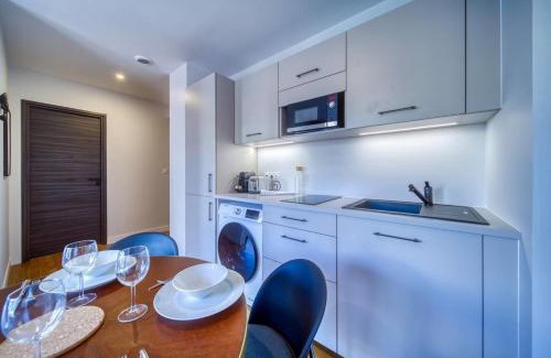 Quartier Exposition-Bajatiere Apartment | #GQ Le Beau Mallifaud