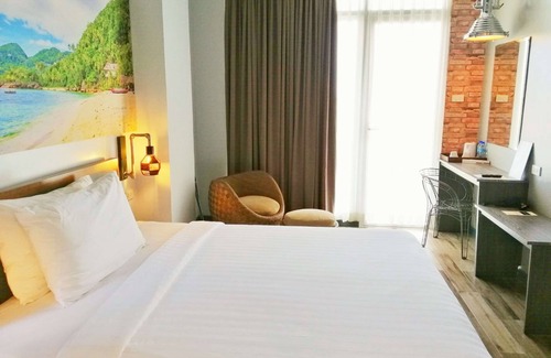 Barangay Poblacion Hotel | GQ Plaza