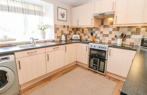 Eastgate Cottage | GRACE COTTAGE, pet friendly, with open fire in St John's Chapel