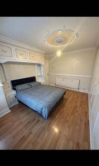 Redbridge House | Grace Manor