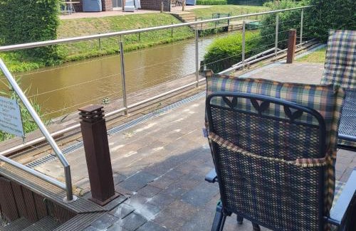 Greetsiel Apartment | Grachtenidyll EG