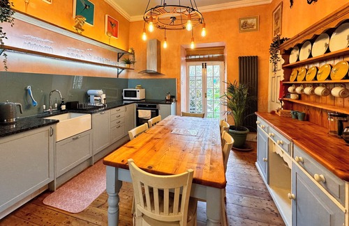 Bath House | Grade 1 - Centrally located Georgian Maisonette - 2 bedroom