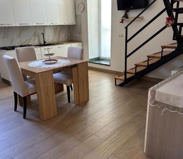 Nocera Superiore Apartment | Gradevole studio in corte