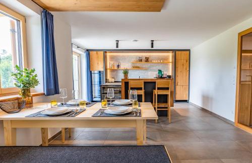 Chieming Apartment | Graf Chiemo Suites - direkt am Chiemsee mit separatem Seezugang