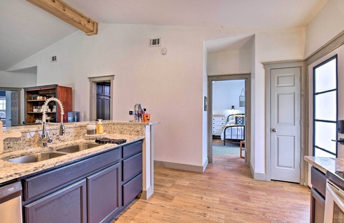 Graford Cabin | Graford Cabin w/Rooftop Deck & Lake Views!