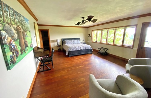 Godfrey Cabin | Grafton Getaway @ Overlook Lodge - an 8,000 sq foot home on 33 acres & sleeps 35