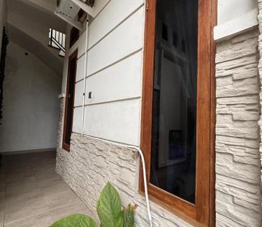 Tanjungbenoa House | Graha Shanti Guest House