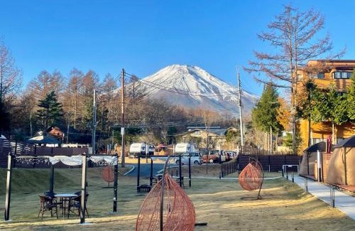 Yamanakako Resort | Gramercy Village 山中湖 Glamping &Sauna