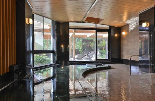 Tsubaki Onsen Hotel | Grampus Sea