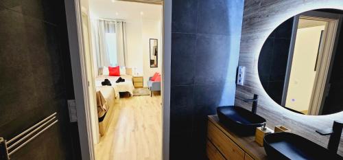 Badalona Apartment | Gran apartamento ideal grupos muy cerca Barcelona