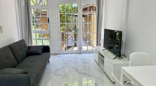 Tarajalillo Apartment | GRAN CANARIA Casa Magboss IV i V by Jacek Budek