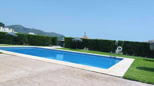Benagalbon Apartment | Gran Terraza con Vistas al Mar y Piscina