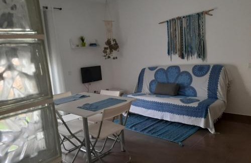 Sant Jaume d'Enveja Apartment | Gran terraza con piscina