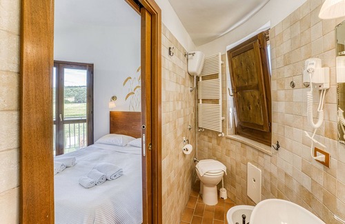 Ceraso Apartment | Granaio Biada In Fattoria Con Piscina, Ceraso, Italy