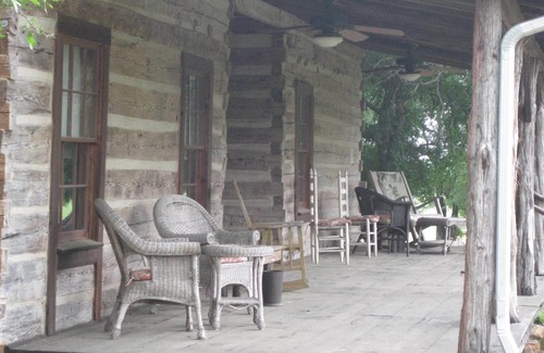 Granbury Cabin | Granbury Log Cabin - West Cabin - Two seperate cabins under one roof