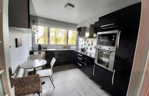 Breche - Prefecture Apartment | Grand 4 pièces +espace bureau à 20 min Paris !