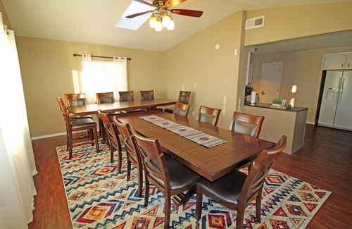 Carlsbad House | Grand Abode - Beautiful Spacious Home for families