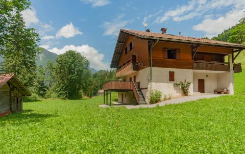 Entremont Apartment | Grand appartement proche Gd Bornand