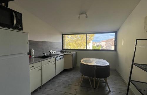 Lunel Apartment | Grand Appartement - 2 à 6 places