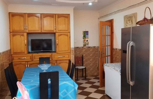 Bir El Djir Apartment | Grand Appartement , 200. m2, au Calme, Bien Situé