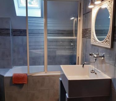 Bartres Apartment | Grand appartement 4/5 personnes