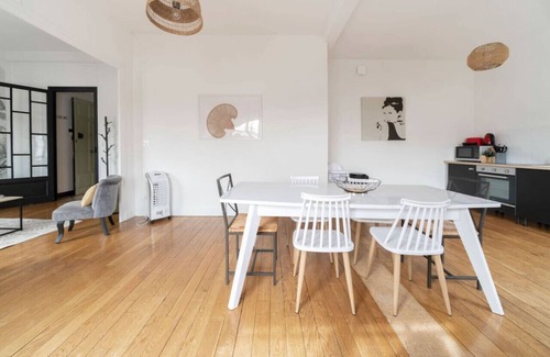 Cœur de Ville Apartment | Grand Appartement lumineux en centre-ville