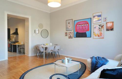 Terezvaros Apartment | Grand & Artful Budapest Gem By Opera & with Views