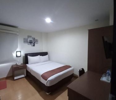 Ambon Hotel | Grand Avira Hotel