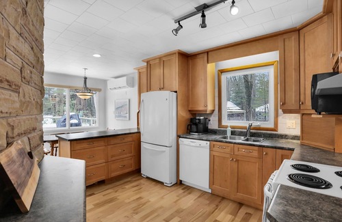 Grand Bend Cottage | Grand Bend Beach House