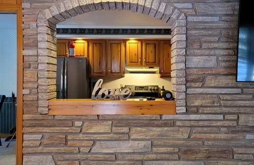 Grand Bend Cottage | Grand Bend - Southcott Pines Chalet Near the Lake