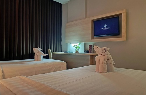 Malang Hotel | Grand Cakra Hotel